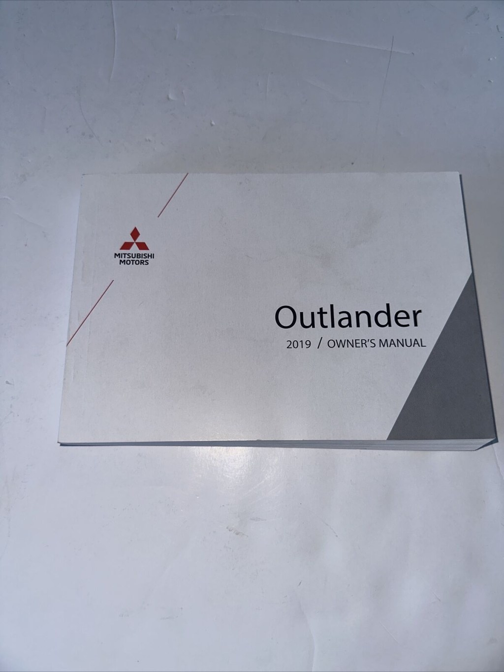 Picture of: Mitsubishi Motors Outlander Owners Manual ￼
