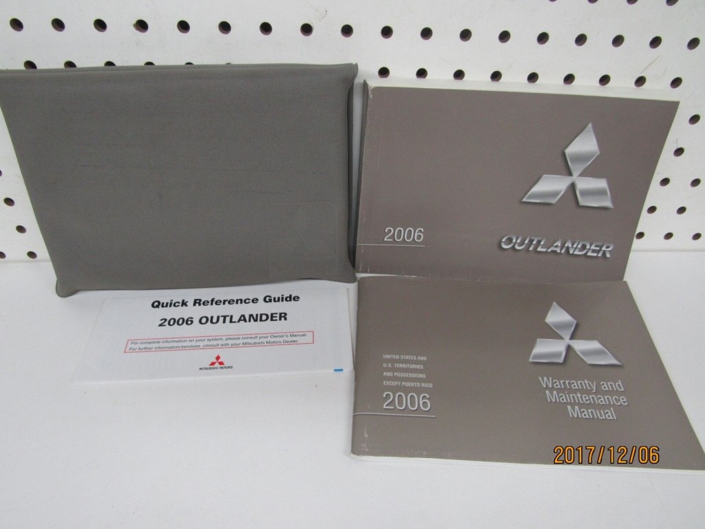 Picture of: Mitsubishi Outlander Owners Manual Set FREE SHIPPING