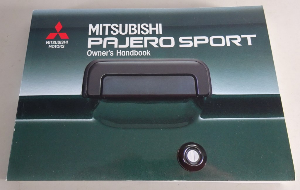 Picture of: Owner´s Manual / Handbook Mitsubishi Pajero Sport Stand